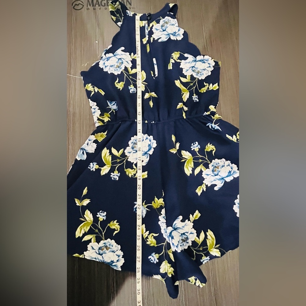 Altar'd State NWT Halter Top Romper with Navy Floral Design Size Medium - Picture 12 of 15